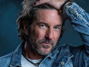 Brett James, compositor estadounidense