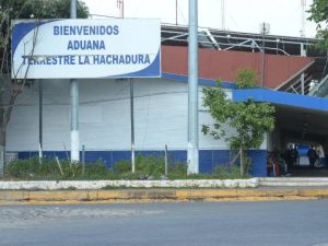 Desde el 16 de septiembre, ciudadanos de Guatemala, El Salvador, Honduras y Nicaragua podrán cruzar fronteras terrestres sin descender del vehículo. Foto: Archivo.