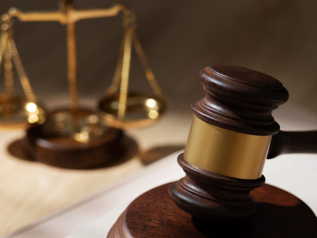 El fallo del tribunal de Múnich, previsto para el 11 de noviembre, podría marcar un precedente global en la regulación de la IA. Foto/ Freepik