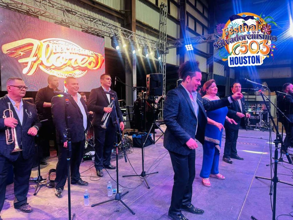 Los Hermanos Flores en el festival 2024