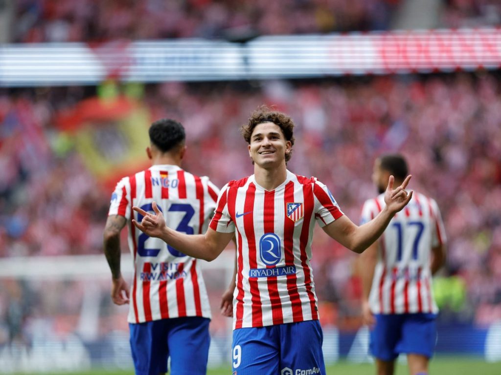 Julián Álvarez celebra su doblete ante el Real Madrid. Foto AFP