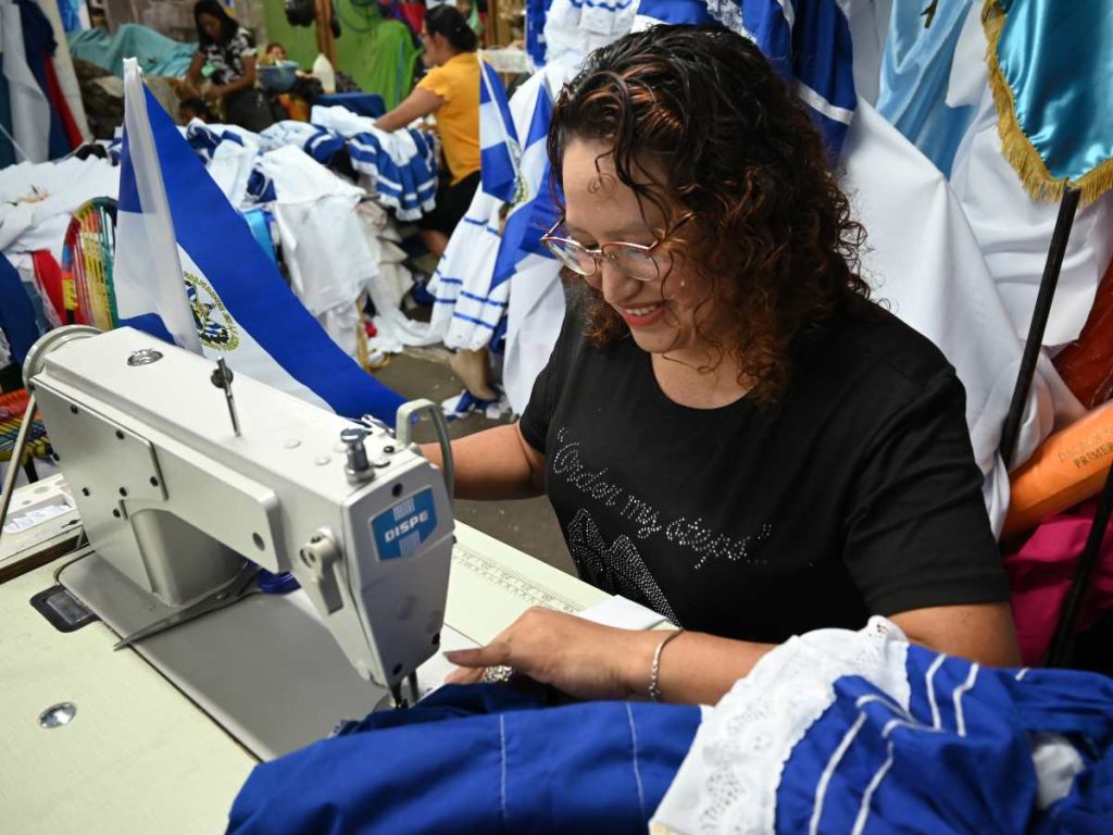 Mildred Orantes modista Mercado Central