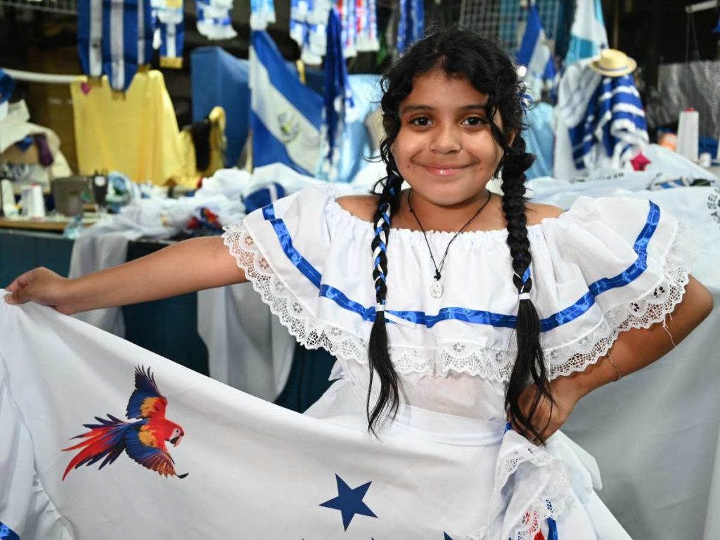 Mildred Orantes modista Mercado Central