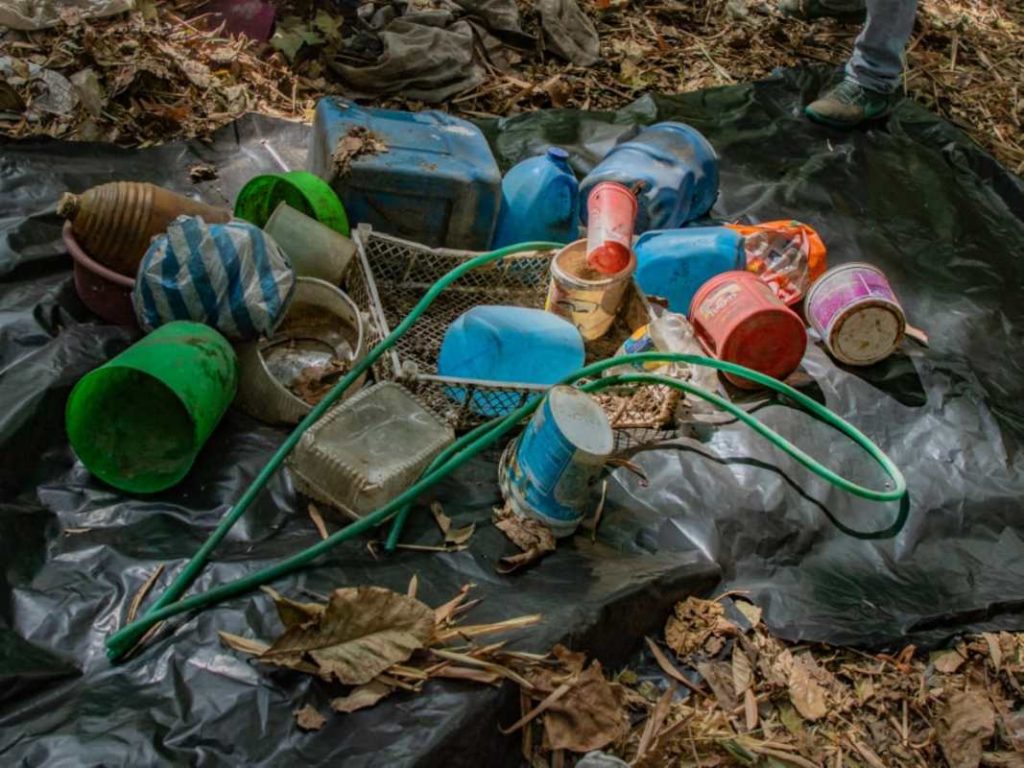 Santa Tecla, Soyapango y el Bulevar de Los Próceres presentan afectaciones viales severas tras lluvias intensas. Autoridades piden precaución y ofrecen rutas alternas. Foto: cortesía Protección Civil.
