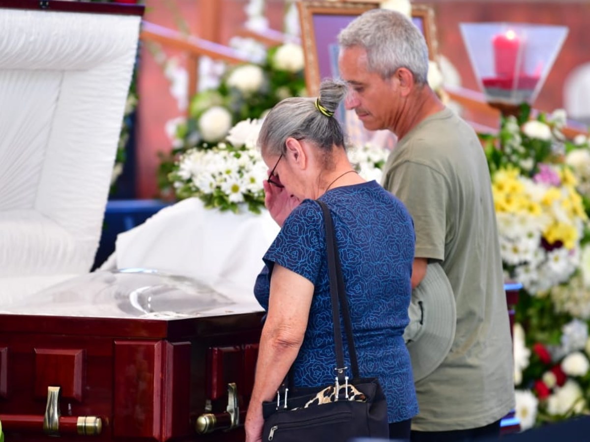 nacional-velorio-padre-jose-maria-tojeira-uca-5 (1)