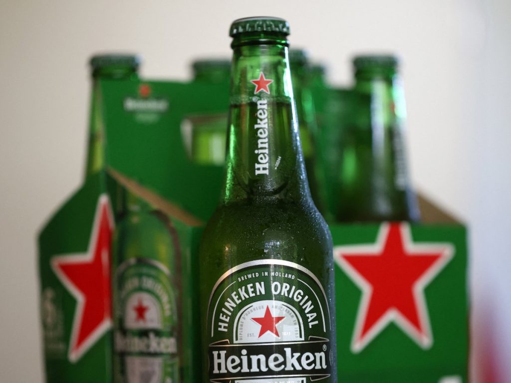 Con el acuerdo, Heineken suma control total en operaciones de Costa Rica, México y Panamá, además de una participación estratégica en la industria nicaragüense.