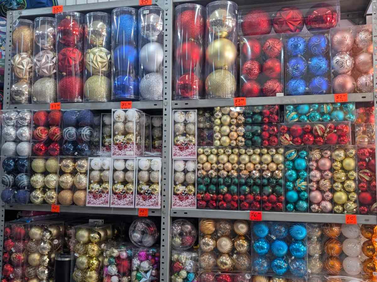 noticias-articulos-navideños-centro-san-salvador (7)