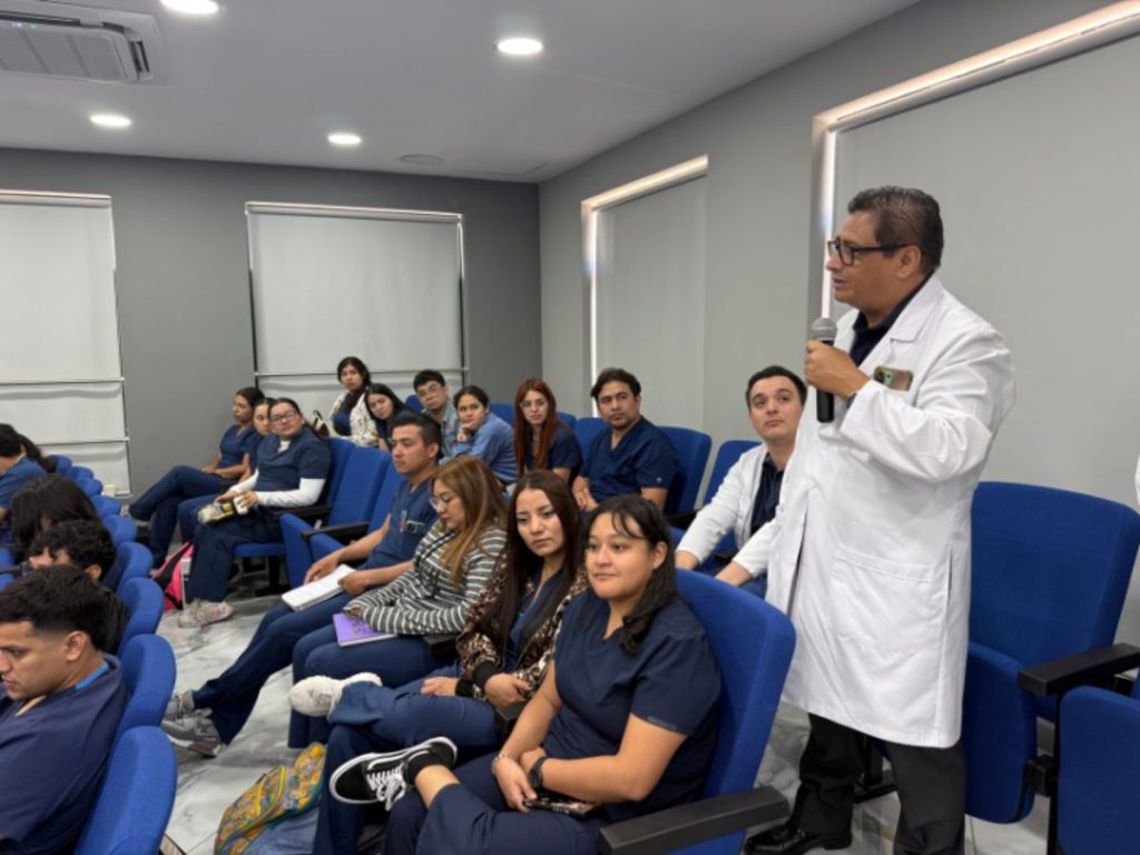 Profesionales salvadoreños participan en capacitaciones apoyadas por la cooperación surcoreana.