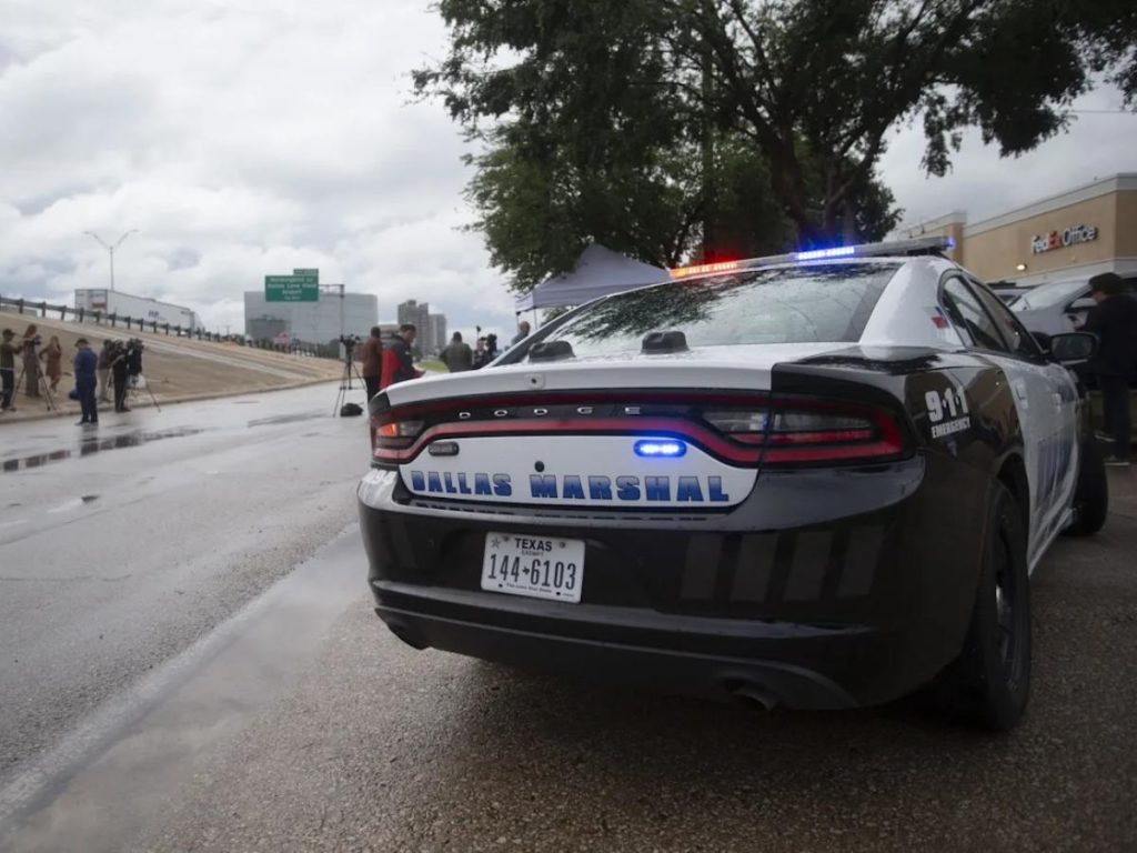 Las instalaciones de ICE en Dallas fueron acordonadas tras el tiroteo del 25 de septiembre. /EFE