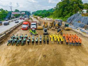 Se han desplegado más de 300 cuadrillas, 845 máquinas y 34 planteles en modo emergencia. Foto: cortesía FOVIAL