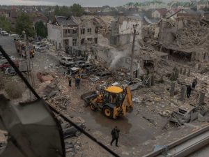 Rusia lanza ataque con misiles y drones que deja cuatro muertos en Kiev