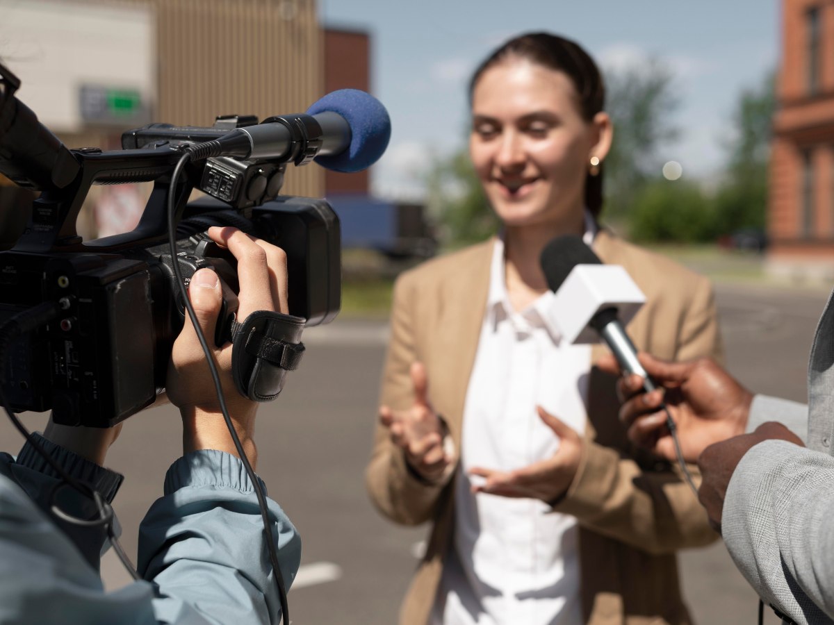 Limitarán estancia de periodistas en EEUU