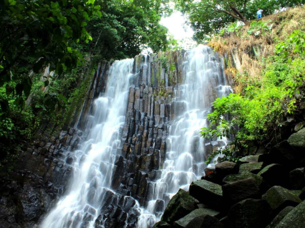 Cascada Los Tercios en Suchitoto