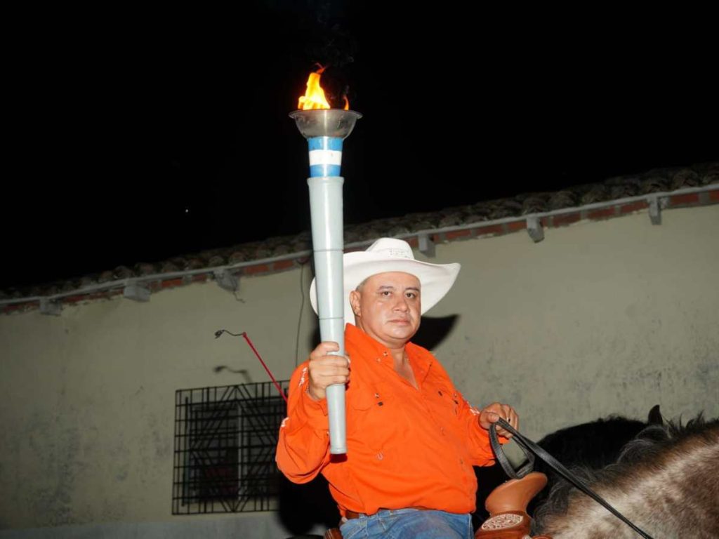 Cabalgata Cívica 2025 en San Juan Opico