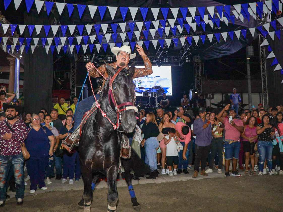 Cabalgata Cívica 2025 en San Juan Opico