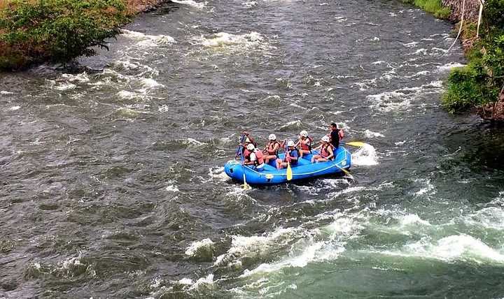 Raftinf en El Salvador 