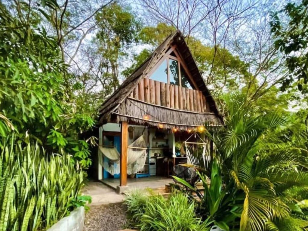 Un refugio sin WiFi ni agua caliente para reconectar con lo esencial. Fotografía: Instagram @jaraguah