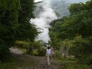 Los Infiernillos de San Vicente, aventura entre fumarolas y paisajes únicos