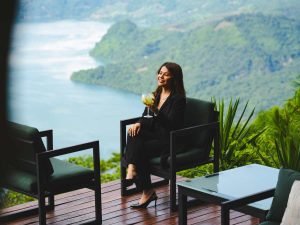 Vista desde Azomalli en el Lago de Ilopango.