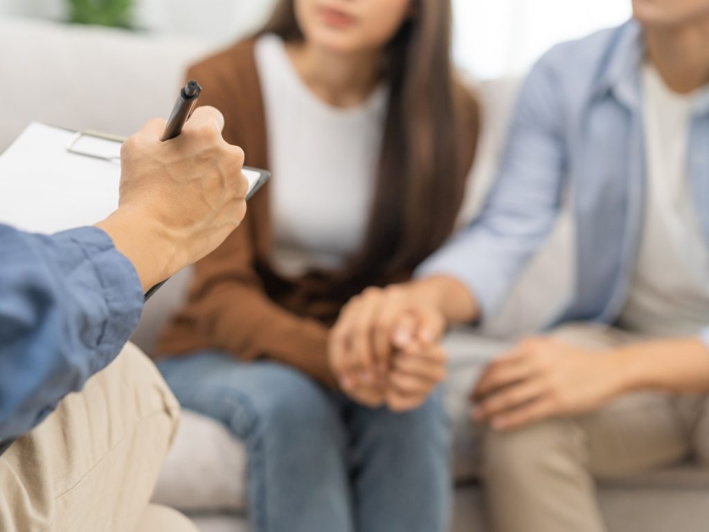 Hablar sobre la muerte y las pérdidas, sin tabúes, ayuda a fortalecer la resiliencia individual y familiar en momentos de profunda vulnerabilidad.