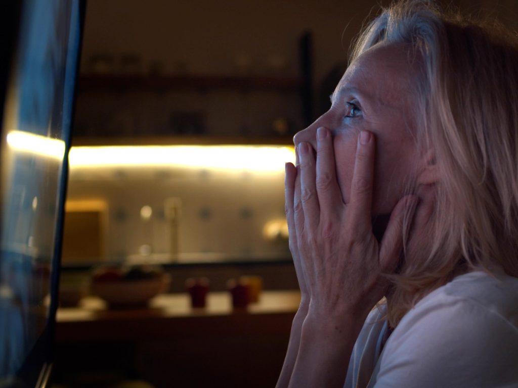 Especialistas advierten que vivir en un entorno de confrontación permanente debilita la salud mental y aumenta la sensación de amenaza constante.