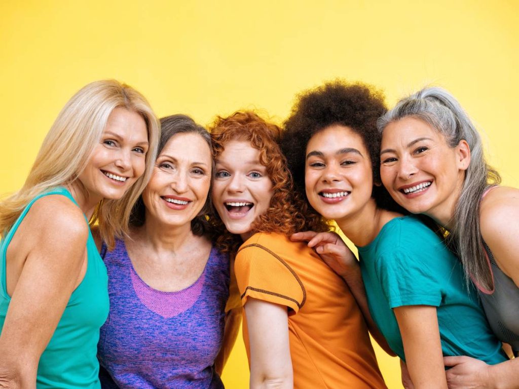 La belleza no tiene edad. Desde la juventud hasta la adultez mayor, siempre hay formas de cuidarte, expresarte y sentirte bien con vos misma.