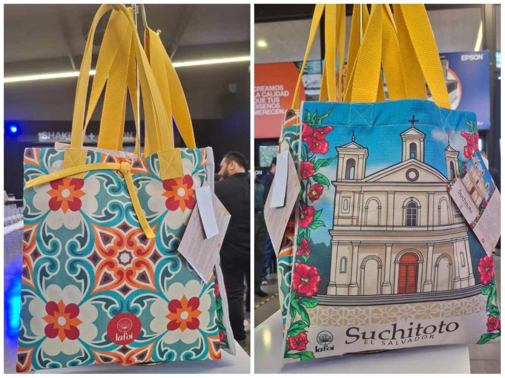 Accesorios inspirados en la cultura y arquitectura salvadoreña fueron presentados en “Creando un Show Juntos”, mostrando el potencial de la sublimación digital aplicada al diseño local.