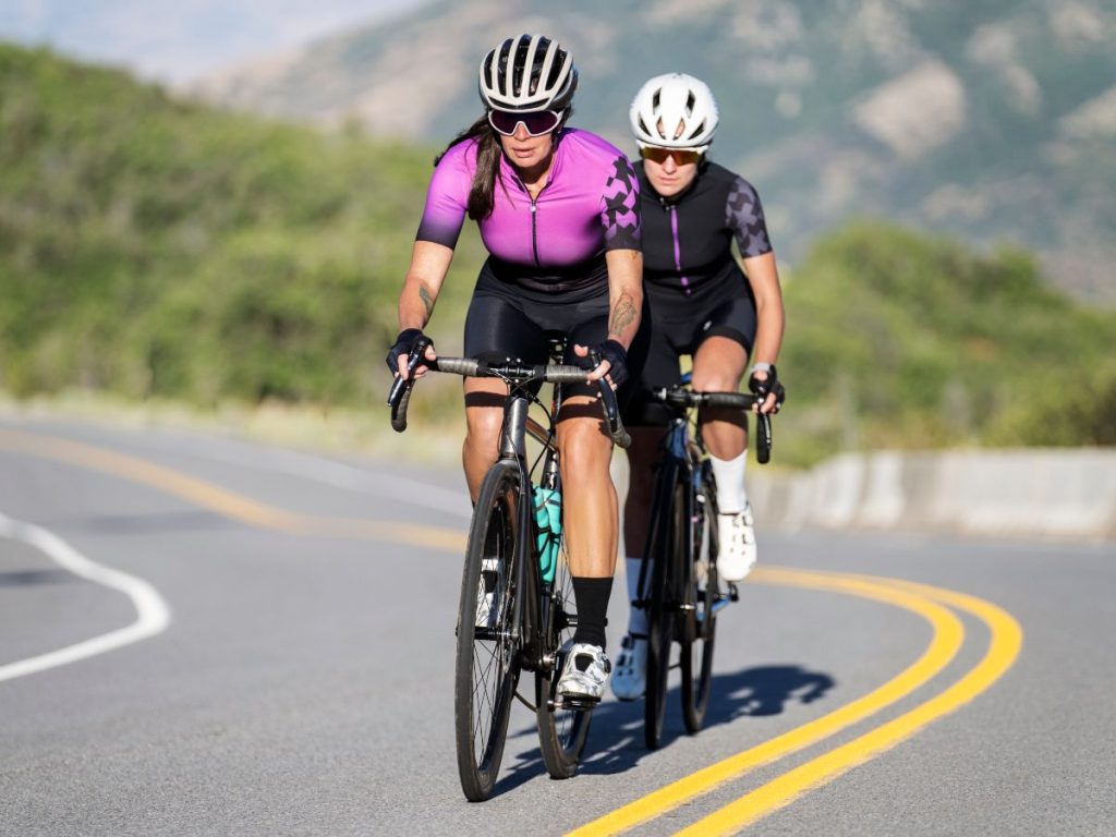 Los brotes de repollo pueden marcar la diferencia en disciplinas de resistencia como el ciclismo, el running o la natación. Foto: Freepik.