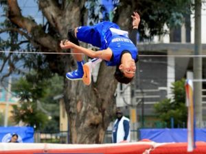 Ariel Molina ganó oro en salto de altura para El Salvador, en los XII Juegos Centroamericanos Guatemala 2025. / Foto cortesía INDES