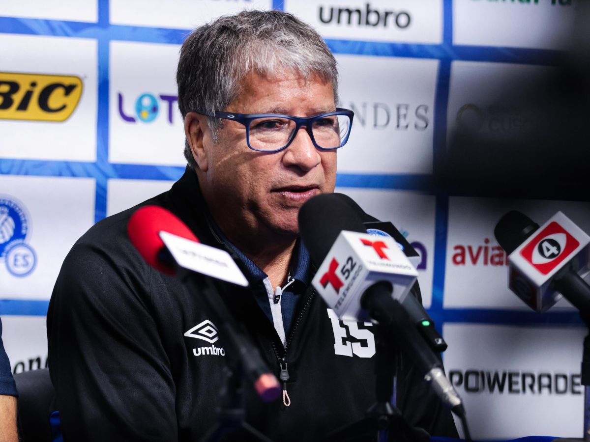 Hernán "Bolillo" Gómez tras la derrota de la Selecta ante Panamá. Foto X Selecta