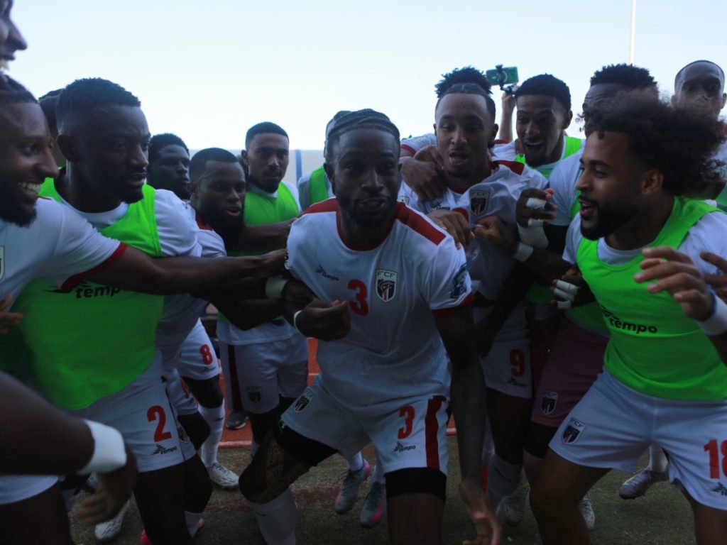Jugadores de Cabo Verde durante un partido de las Eliminatorias Africanas, etapa en la que el equipo logró su primera clasificación a un Mundial.