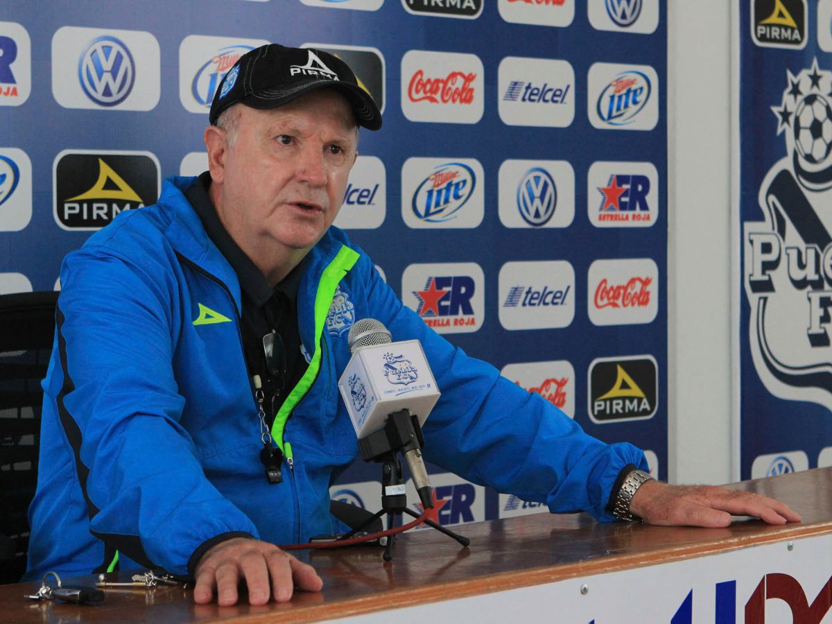 Manuel Lapuente, ex técnico de fútbol mexicano murió a los 81 años. Foto AFP