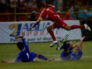 La Selecta disfruta de una estadística inquebrantable: Panamá jamás ha ganado en el Estadio Cuscatlán en partidos clasificatorios, lo que alimenta la presión sobre los visitantes.