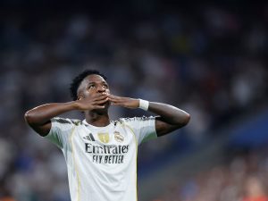 Vinicius celebra el gane de el Real Madrid. Foto AFP
