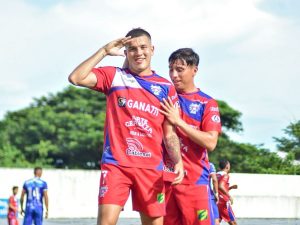 Styven “el Comandante” Vásquez se hizo presente en el marcador con un gol de potencia, reafirmando su liderazgo en el ataque de Firpo.