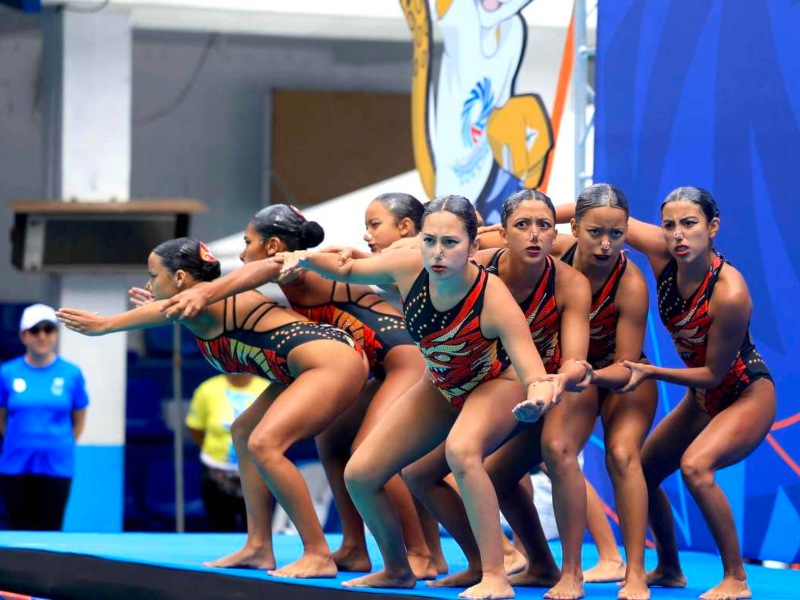 Equipo de natación artística durante los XII Juegos Deportivos Centroamericanos de Guatemala, octubre 2025. / Foto cortesía INDES