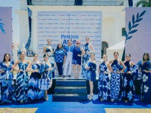 Axa Escobar, fundadora de Kimimi y Toshiku combina su pasión por la medicina con el arte textil, llevando el añil desde su patio hasta las vitrinas.