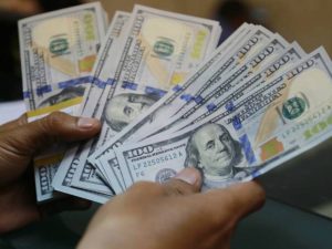 La decisión de Trump de elevar los aranceles a Canadá reaviva la tensión bilateral y pone en pausa las negociaciones comerciales.