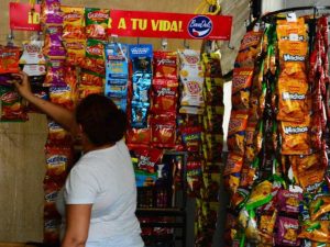 Gobierno lanza créditos de hasta $10,000 para tiendas de barrio, ¿cómo funciona el financiamiento?