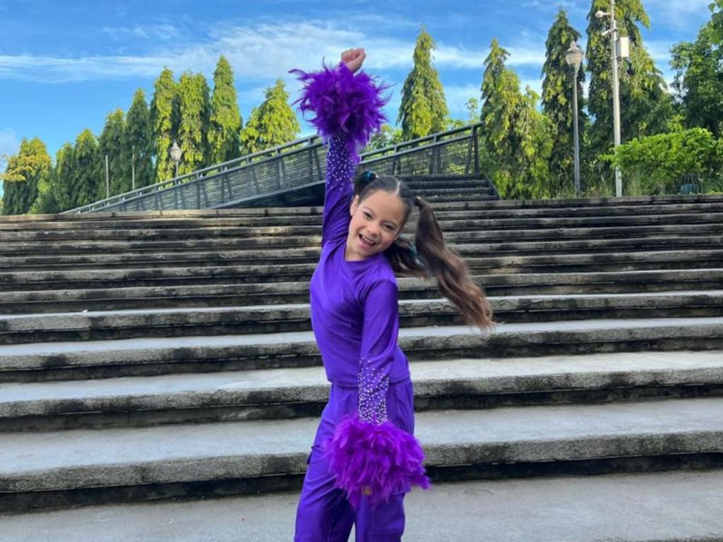 AnaFer combina su pasión por la música y su amor por inspirar a otros niños y niñas. Foto/ cortesía