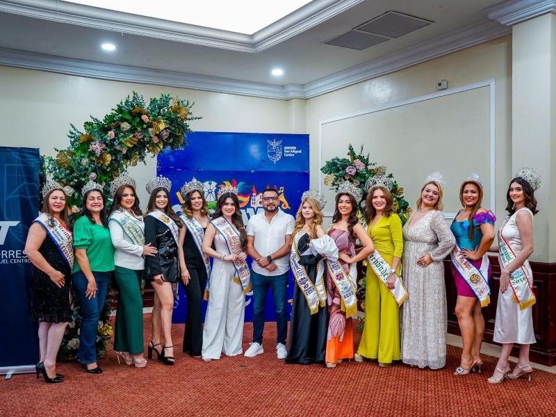 Encuentro de reinas del Carnaval de San Miguel, donde se anunció la creación del museo.
