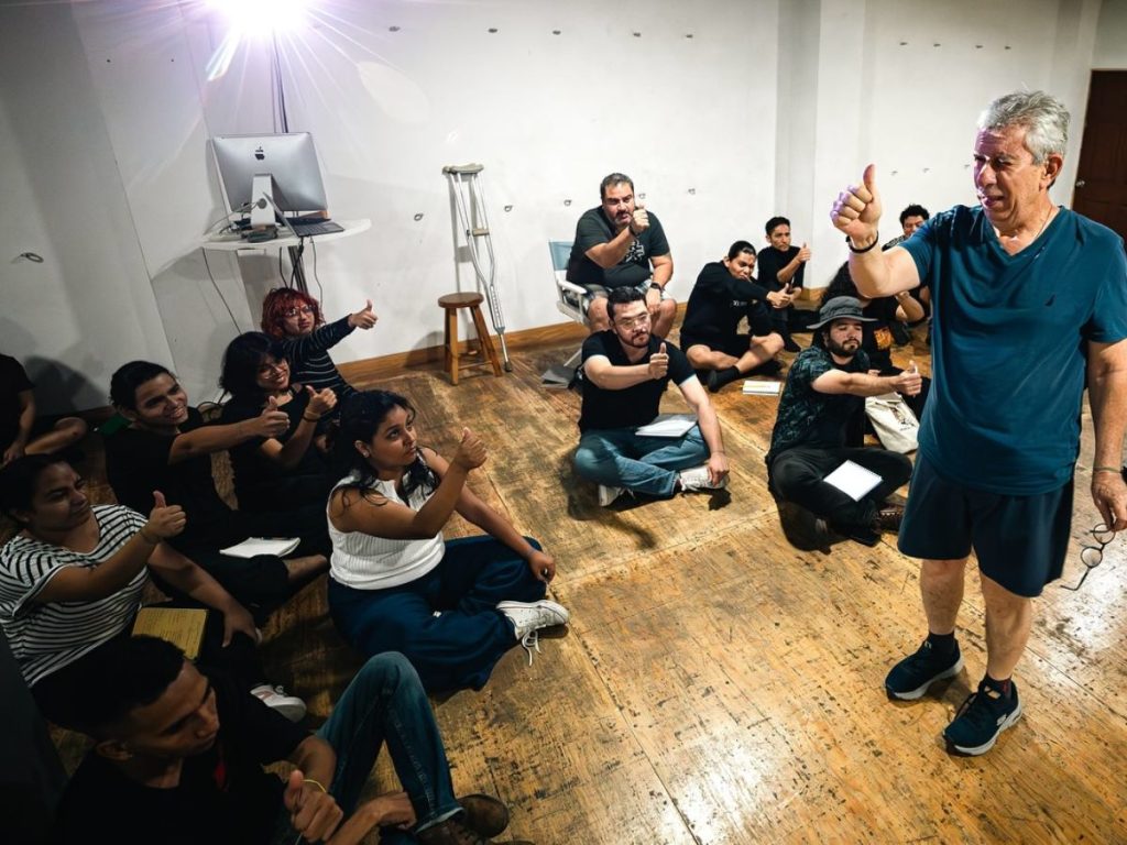 Primer día del Taller de Exploración Creativa Fotografía/ ESCINE