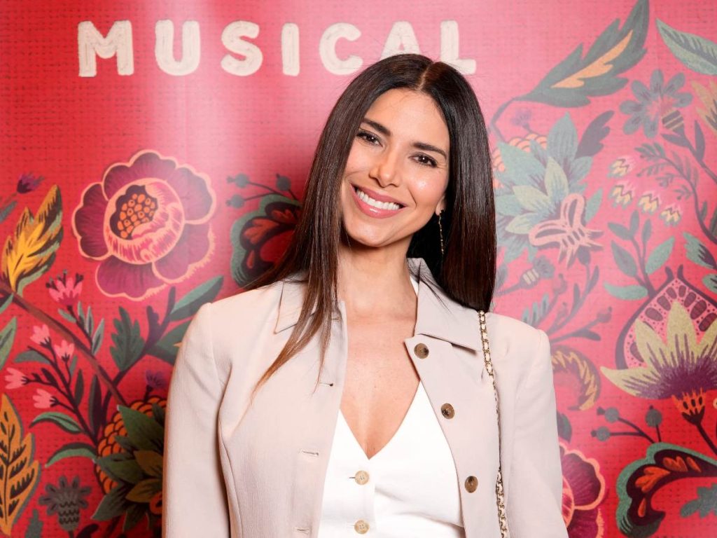 Roselyn Sánchez, actriz y cantante puertorriqueña, regresa como anfitriona por octava ocasión en los Latin Grammy.