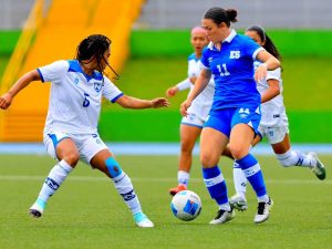 La selección femenina de El Salvador celebró su pase a la final tras vencer a Nicaragua en los Juegos Centroamericanos Guatemala 2025.