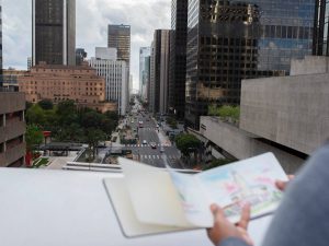 Un salvadoreño en EE. UU. puede autorizar a un apoderado en El Salvador para gestionar su propiedad, siempre que el documento esté apostillado o legalizado.