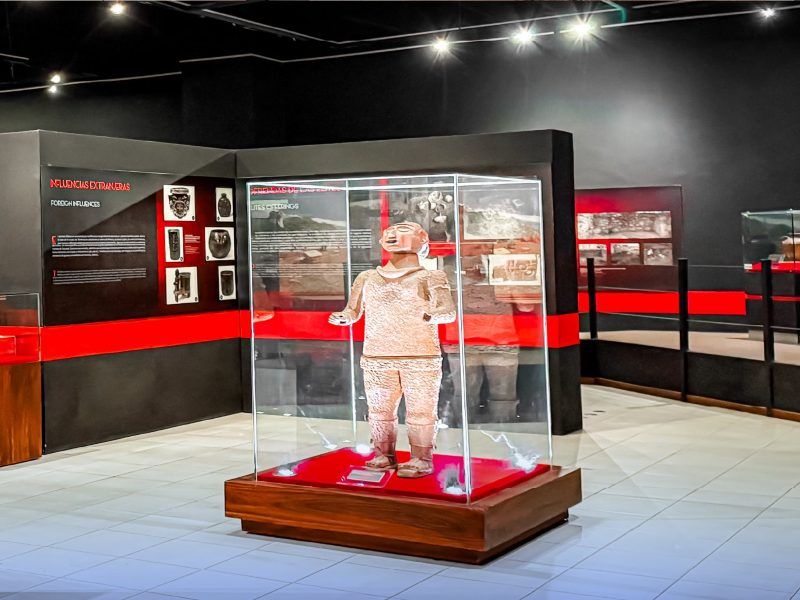 Cada rincón del museo invita a reflexionar sobre la identidad y diversidad del país.