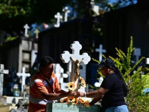 Cementerios de San Salvador estarán abiertos de 7 a.m. a 5 p.m. este 1 y 2 de noviembre
