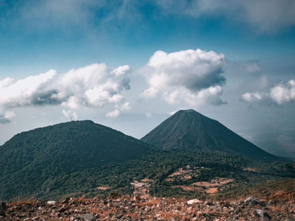 El Parque Nacional Los Volcanes, en el sector San Blas, permanece cerrado temporalmente por las lluvias.