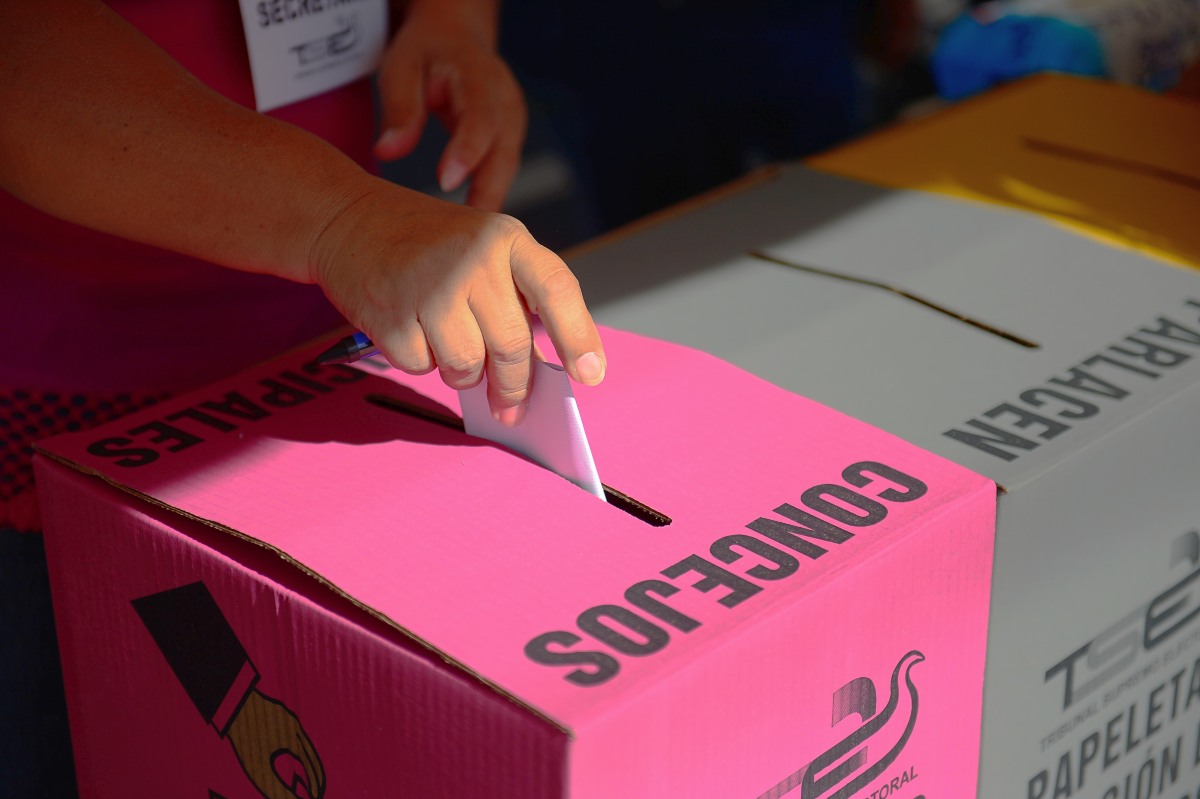 El Tribunal Supremo Electoral confirmó que las elecciones generales de 2027 se realizarán el 28 de febrero.