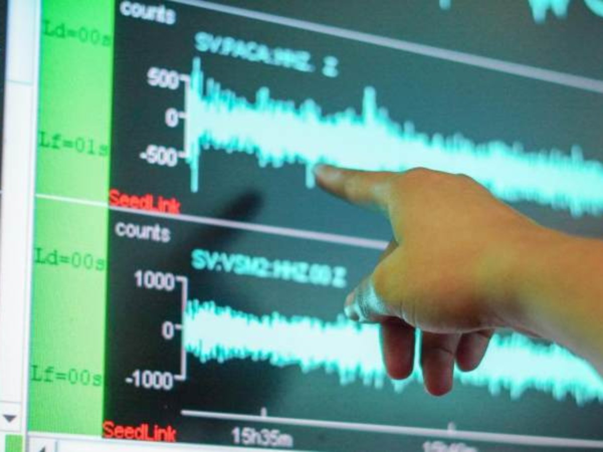 El sistema japonés permitirá enviar avisos simultáneos a todos los celulares sin depender de conexión a internet.